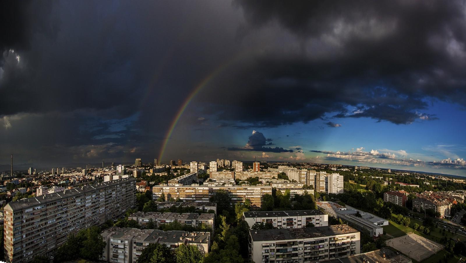 zagreb-2134886_1920.jpg